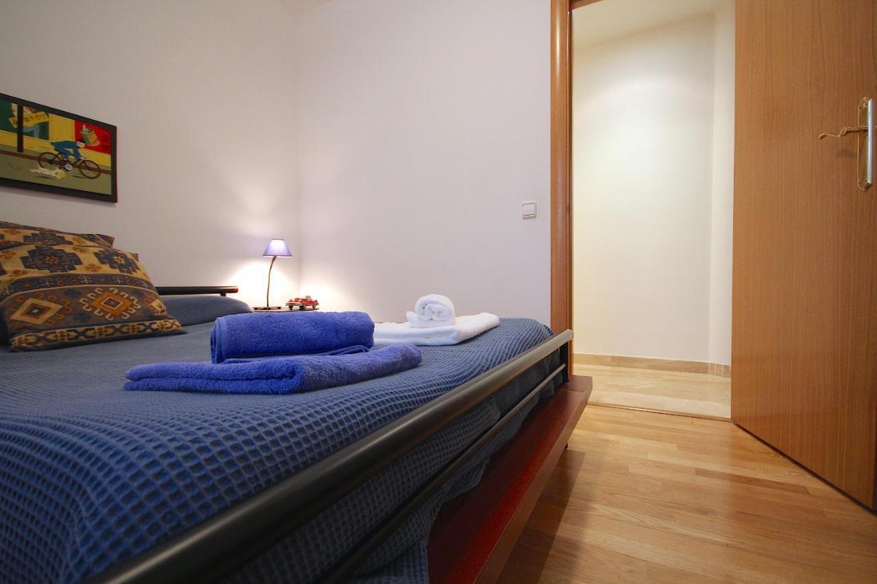 Ca l'Anna - Holiday Apartment Tremp Habitación foto
